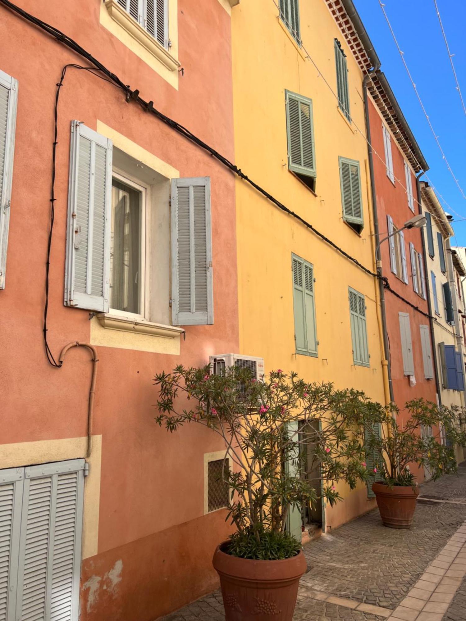 Appartement Coup De Coeur Centre Village Et Plage Climatise 3 Etoiles Terra Cigala 邦多勒 外观 照片