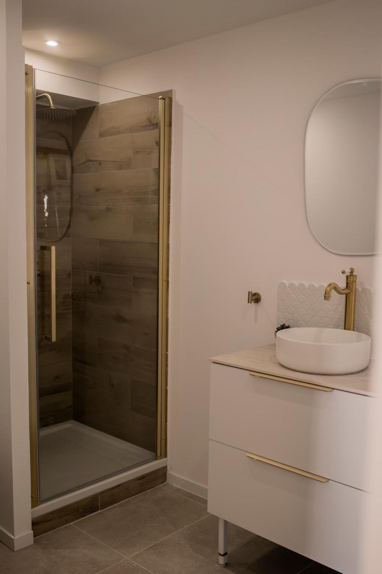 Appartement Coup De Coeur Centre Village Et Plage Climatise 3 Etoiles Terra Cigala 邦多勒 外观 照片