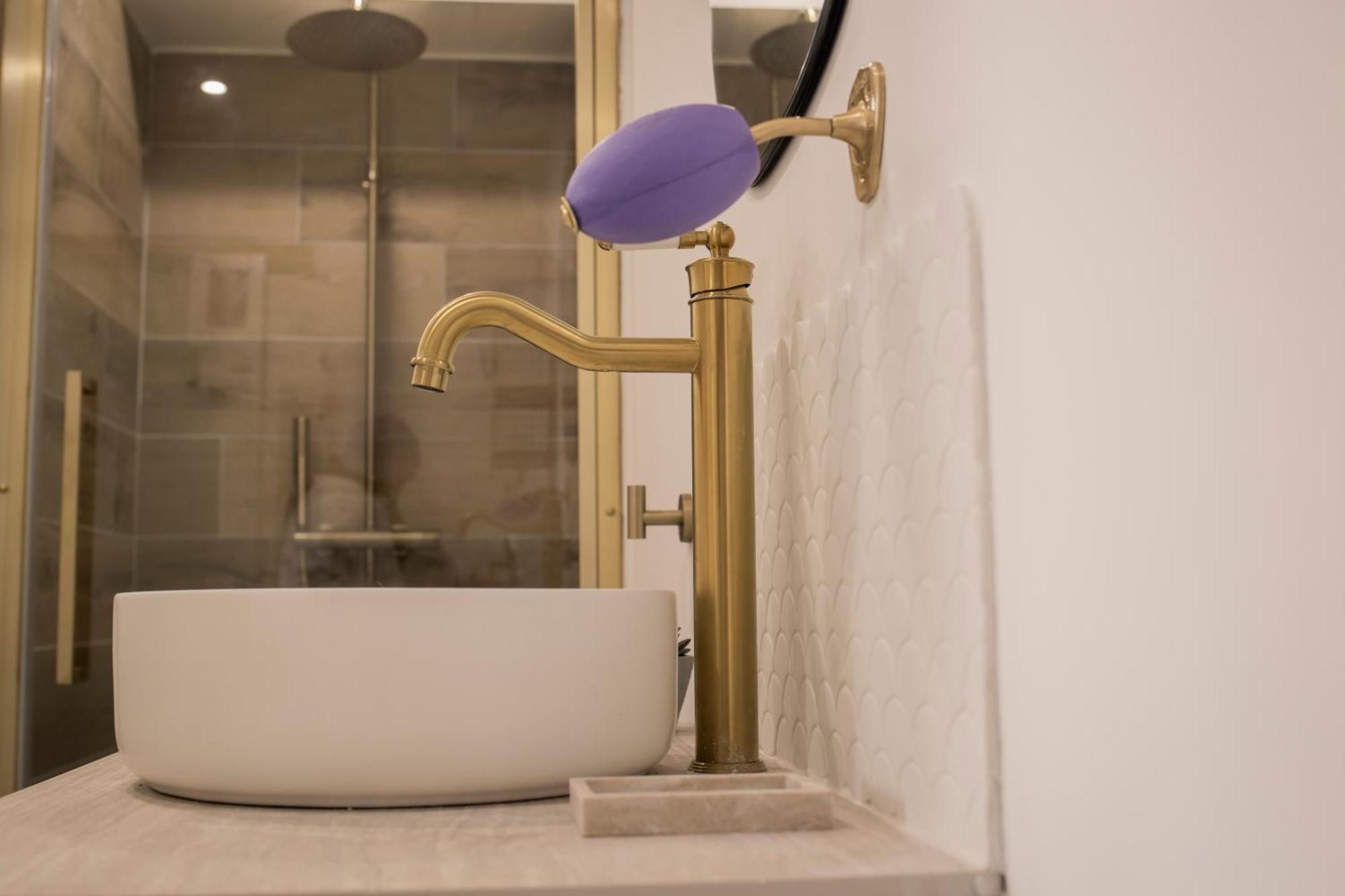Appartement Coup De Coeur Centre Village Et Plage Climatise 3 Etoiles Terra Cigala 邦多勒 外观 照片